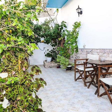Hotel Karpathos Eksteriør bilde