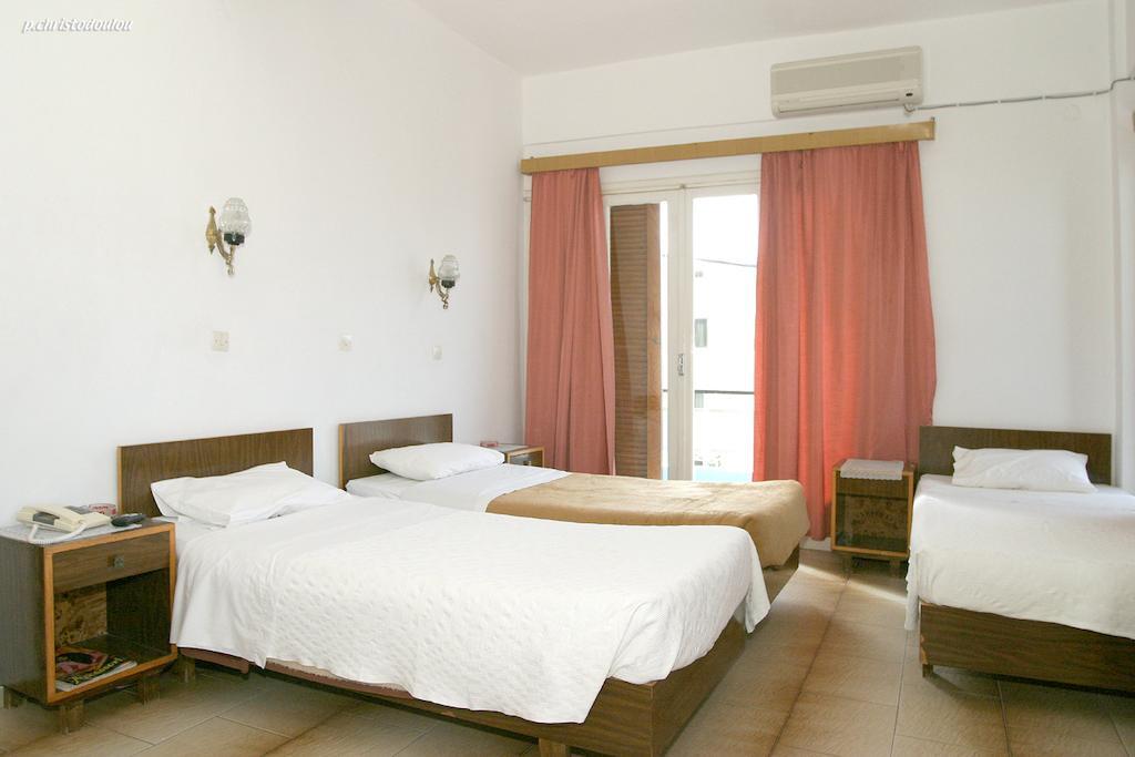 Hotel Karpathos Eksteriør bilde